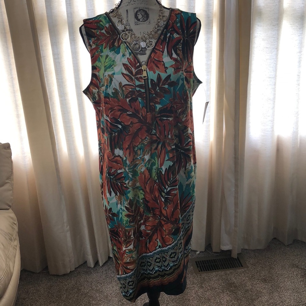 DressBarn sleeveless dress. Size large. NWT